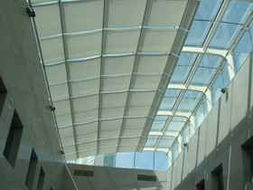 供應(yīng)大連電動(dòng)天棚簾 電動(dòng)卷簾 大連電動(dòng)窗簾