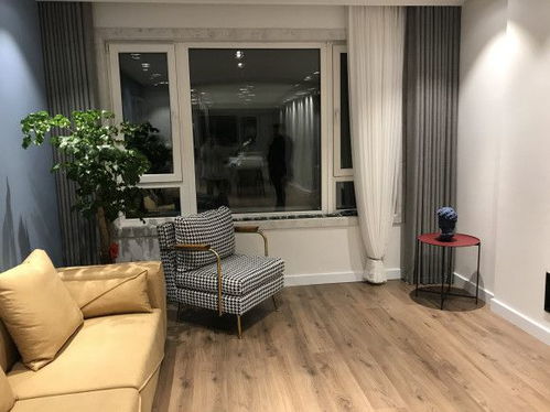 裝修終于快完了,建筑面積是100㎡,花費(fèi)20w左右,軟裝進(jìn)行中