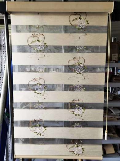 【大連電動(dòng)窗簾現(xiàn)貨,大連百葉窗簾】- 